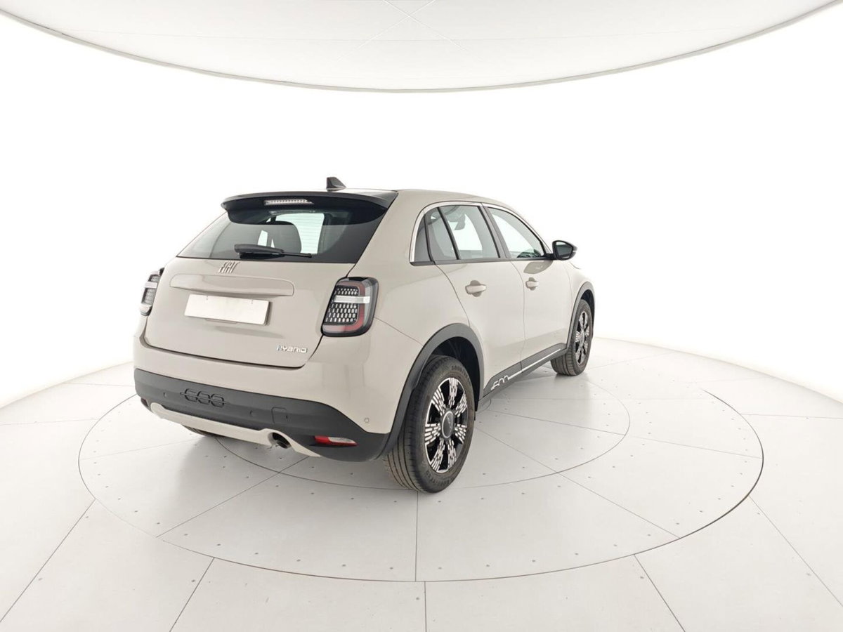Fiat 600 1.2 hybrid 110cv auto (6)