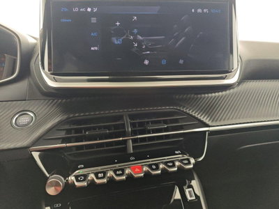 Peugeot 2008 PureTech 100 S&S Allure (17)