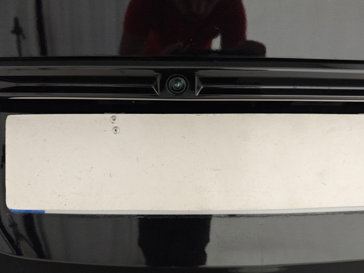 Peugeot 2008 PureTech 100 S&S Allure (8)