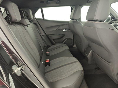 Peugeot 2008 PureTech 100 S&S Allure (15)