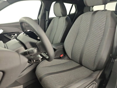 Peugeot 2008 PureTech 100 S&S Allure (11)