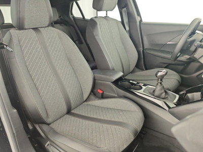 Peugeot 2008 PureTech 100 S&S Allure (14)