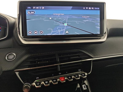 Peugeot 2008 PureTech 100 S&S Allure (16)