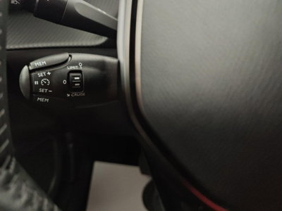 Peugeot 2008 PureTech 100 S&S Allure (18)