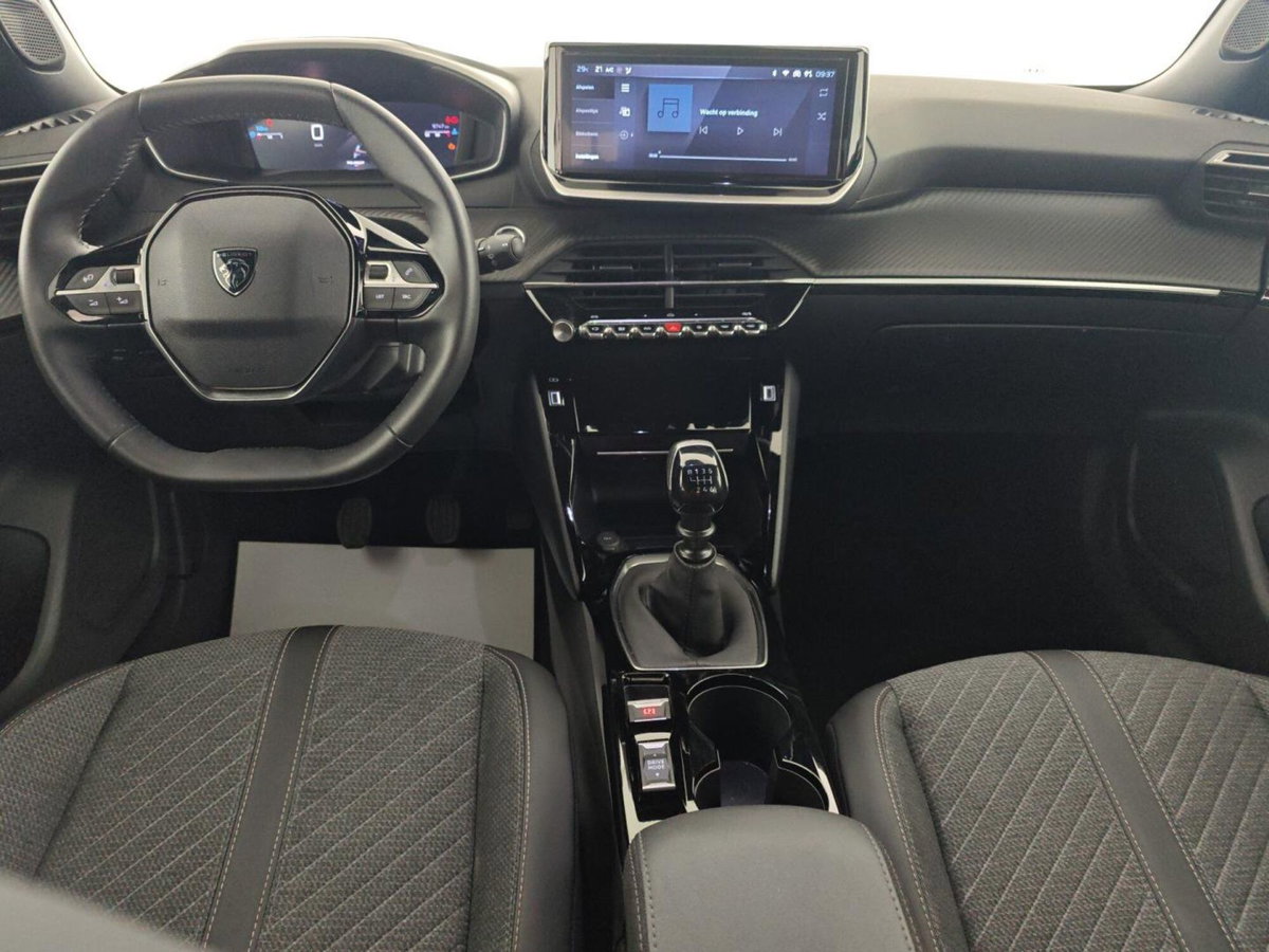 Peugeot 2008 PureTech 100 S&S Allure (20)