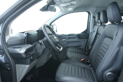 Ford Tourneo Custom 320 2.0 EcoBlue 170CV aut. PL Titanium (7)