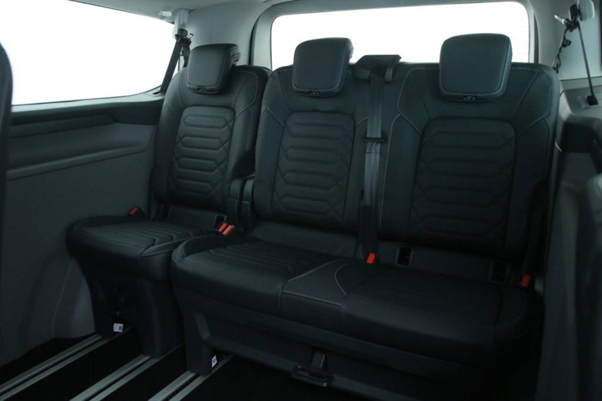 Ford Tourneo Custom 320 2.0 EcoBlue 170CV aut. PL Titanium (9)