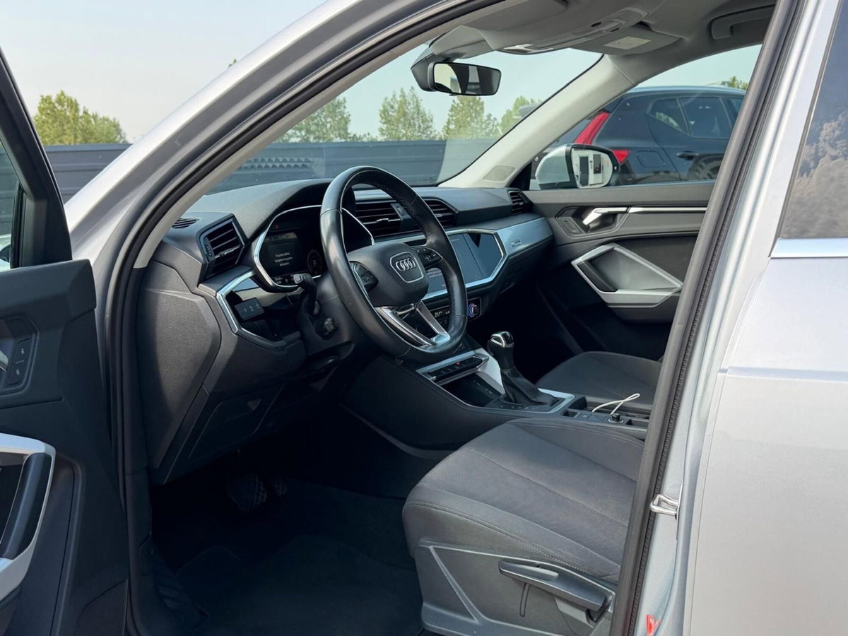 Audi Q3 Sportback 35 TDI quattro S tronic S line edition (10)