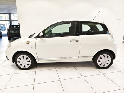 Lancia Ypsilon 1.3 MJT 75 CV Diva (2)