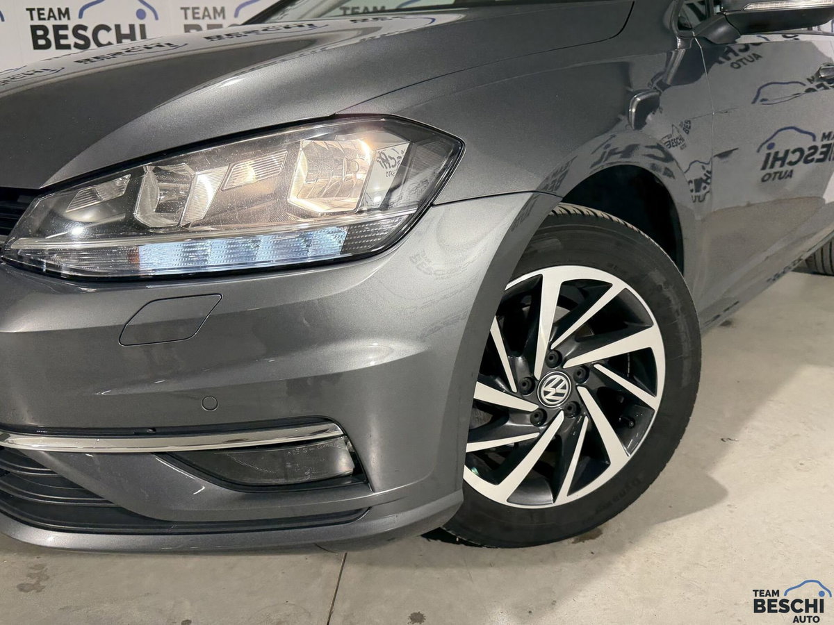 Volkswagen Golf 1.0 TSI 110 CV 5p. Trendline BlueMotion Technology (19)