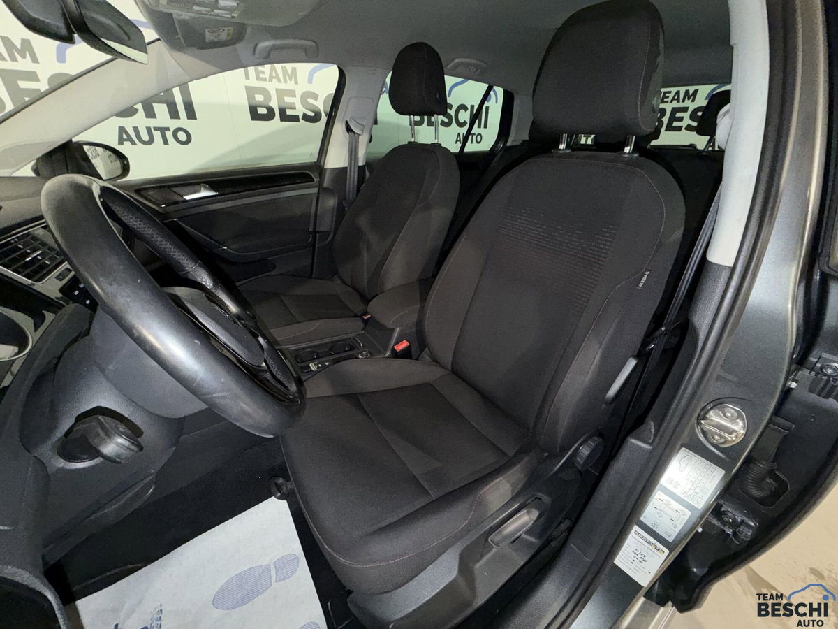 Volkswagen Golf 1.0 TSI 110 CV 5p. Trendline BlueMotion Technology (5)