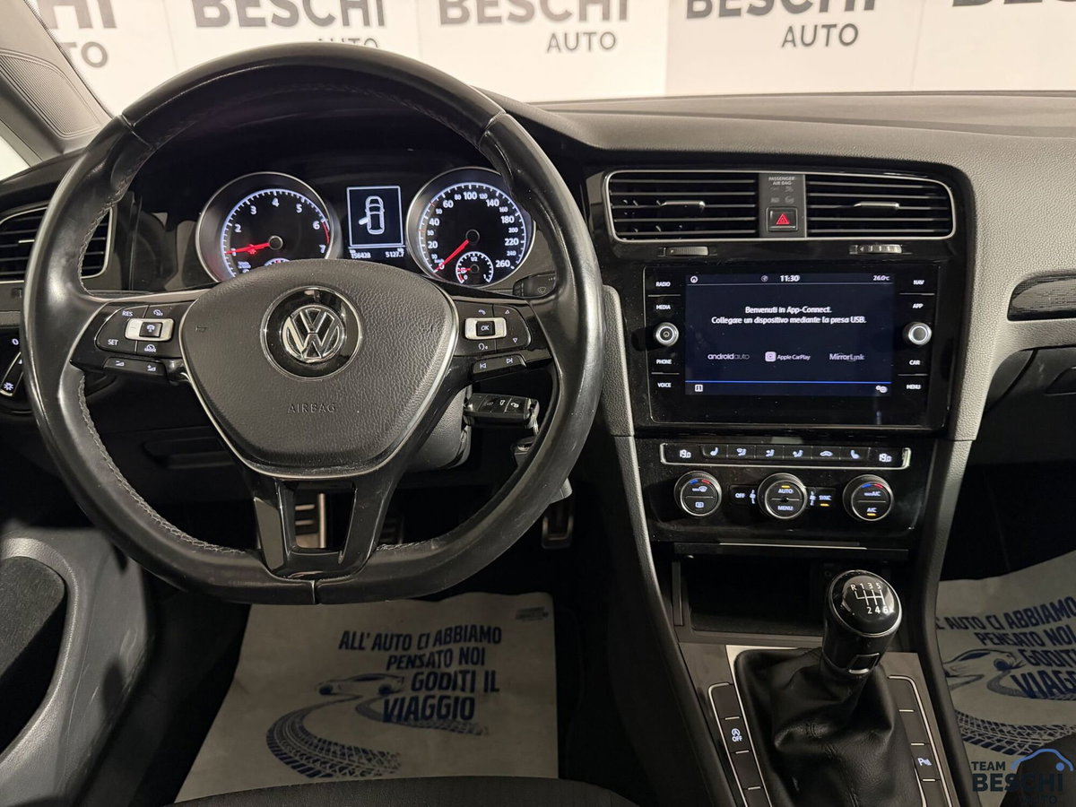 Volkswagen Golf 1.0 TSI 110 CV 5p. Trendline BlueMotion Technology (9)