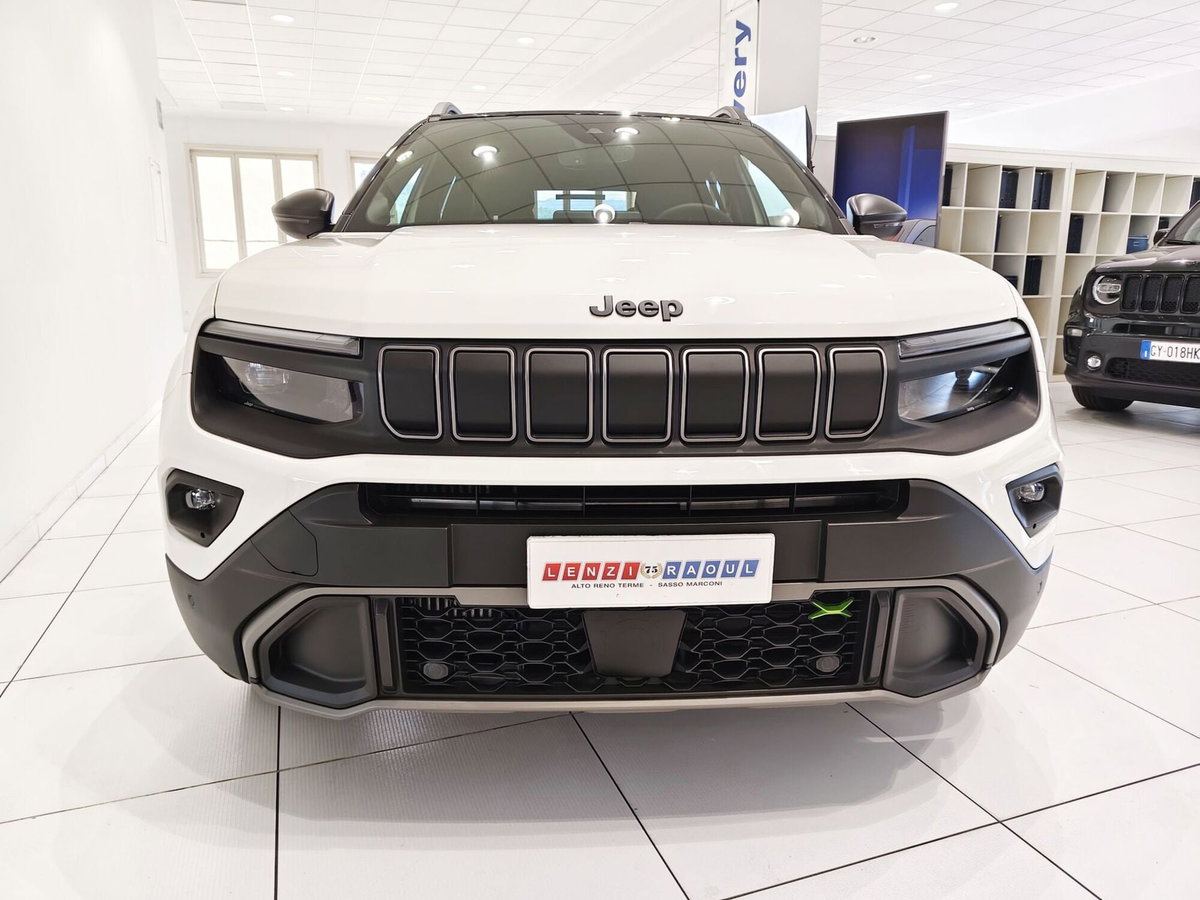 Jeep Avenger 1.2 turbo e-hybrid mhev Overland 4xe 145cv edct6 (11)