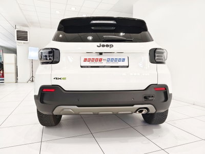 Jeep Avenger 1.2 turbo e-hybrid mhev Overland 4xe 145cv edct6 (17)