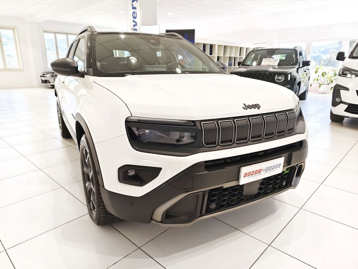 Jeep Avenger 1.2 turbo e-hybrid mhev Overland 4xe 145cv edct6 (19)