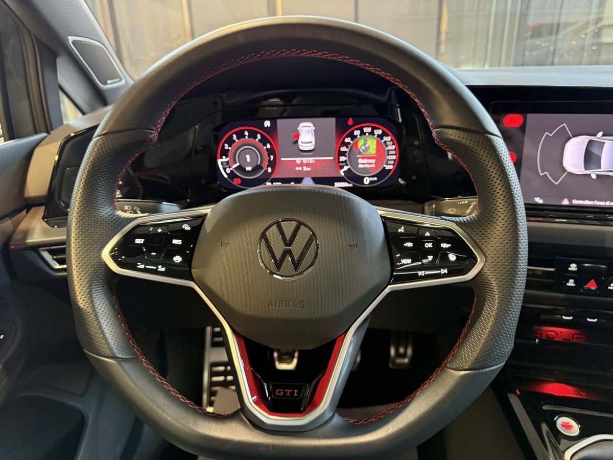 Volkswagen Golf 2.0 TSI GTI (19)
