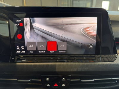 Volkswagen Golf 2.0 TSI GTI (20)