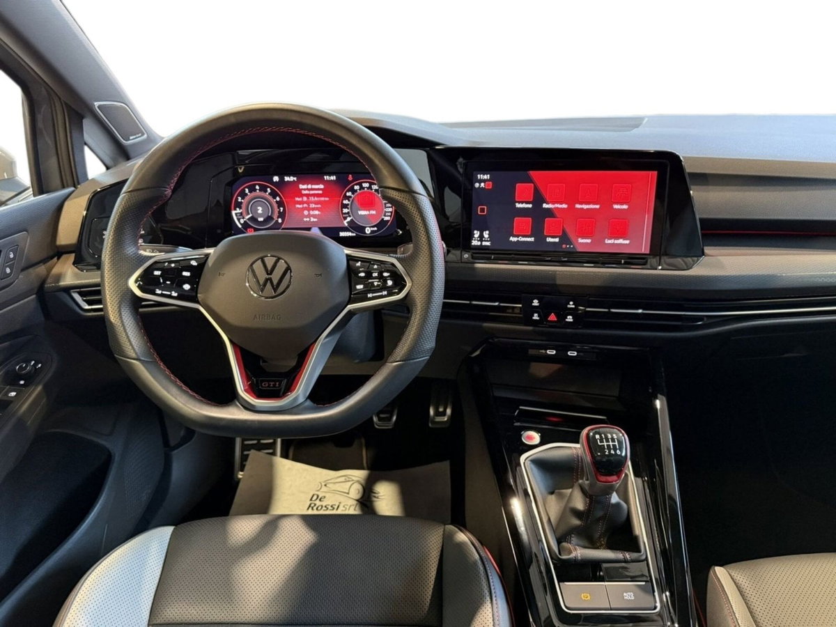 Volkswagen Golf 2.0 TSI GTI (8)