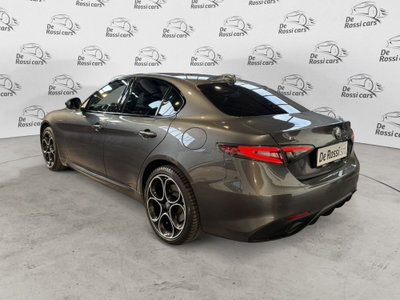 Alfa Romeo Giulia 2.0 Turbo 280 CV AT8 AWD Q4 Veloce (4)