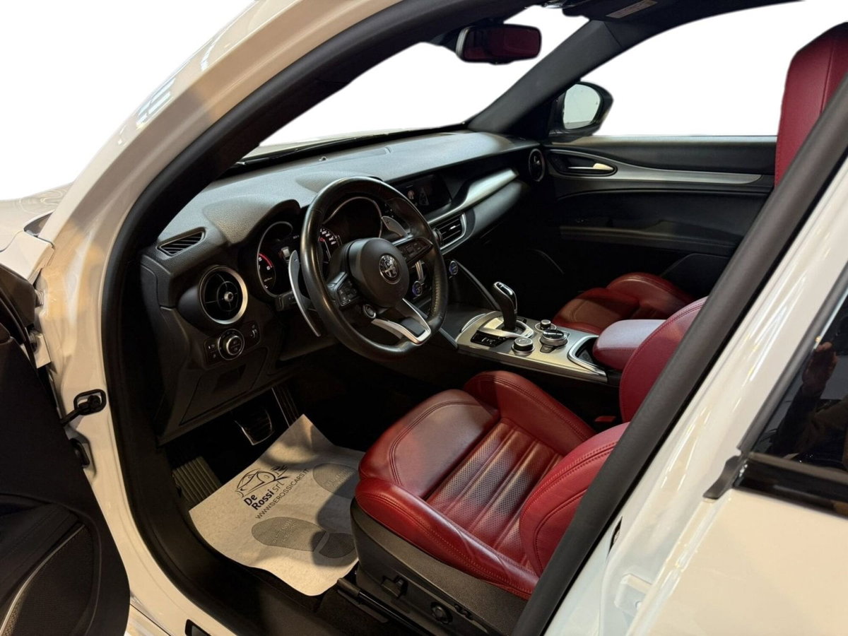 Alfa Romeo Stelvio Stelvio 2.2 Turbodiesel 210 CV AT8 Q4 Veloce (7)