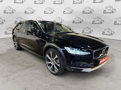 Volvo V90 Cross Country B5 (d) AWD automatico Ultimate (3)