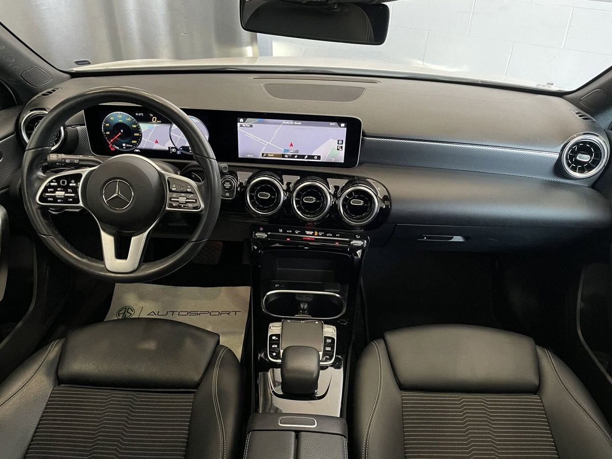 Mercedes-Benz Classe A 180 d Automatic Sport (13)