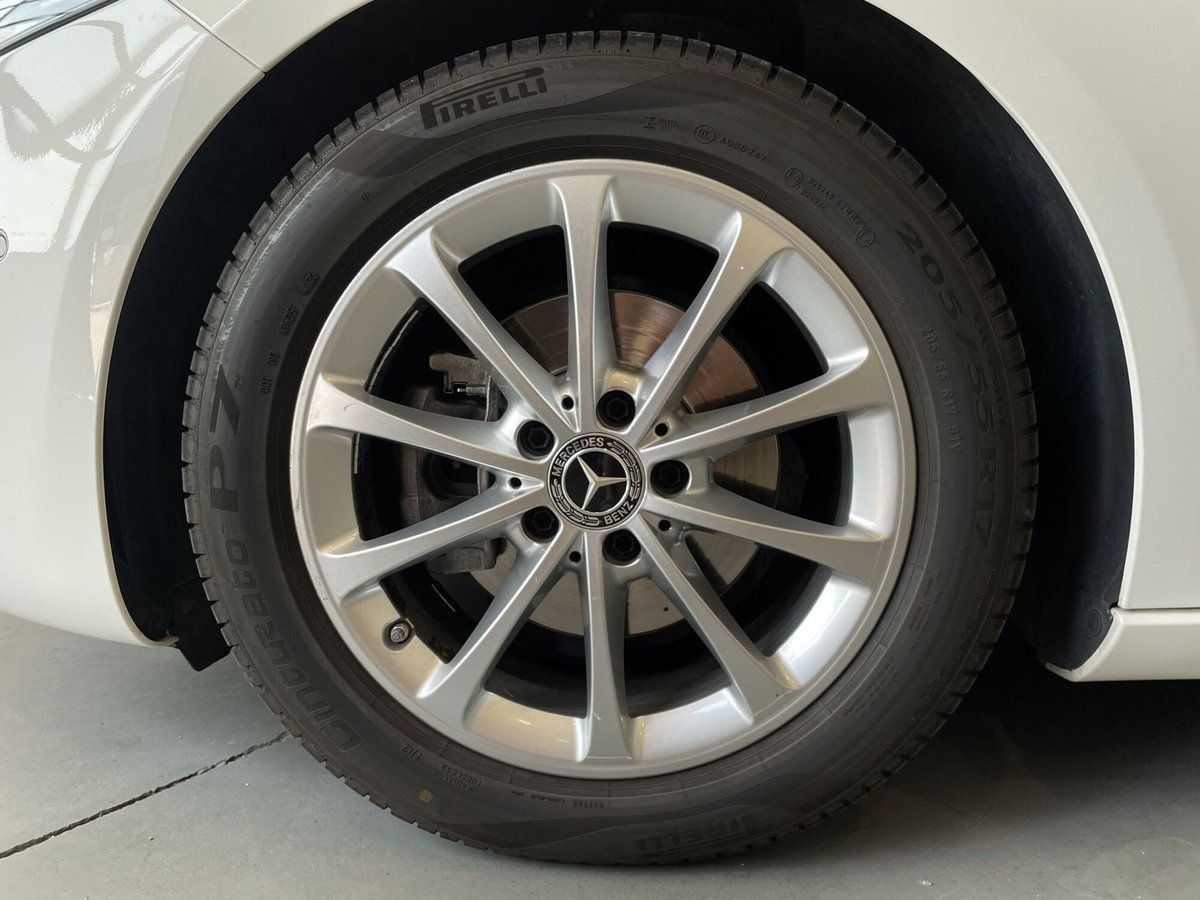 Mercedes-Benz Classe A 180 d Automatic Sport (8)