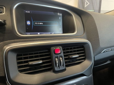 Volvo V40 D2 1.6 Momentum (14)