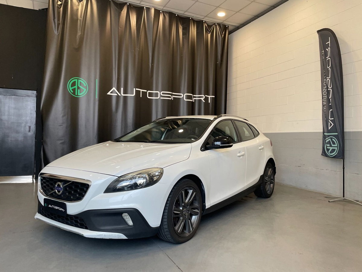 Volvo V40 D2 1.6 Momentum (3)