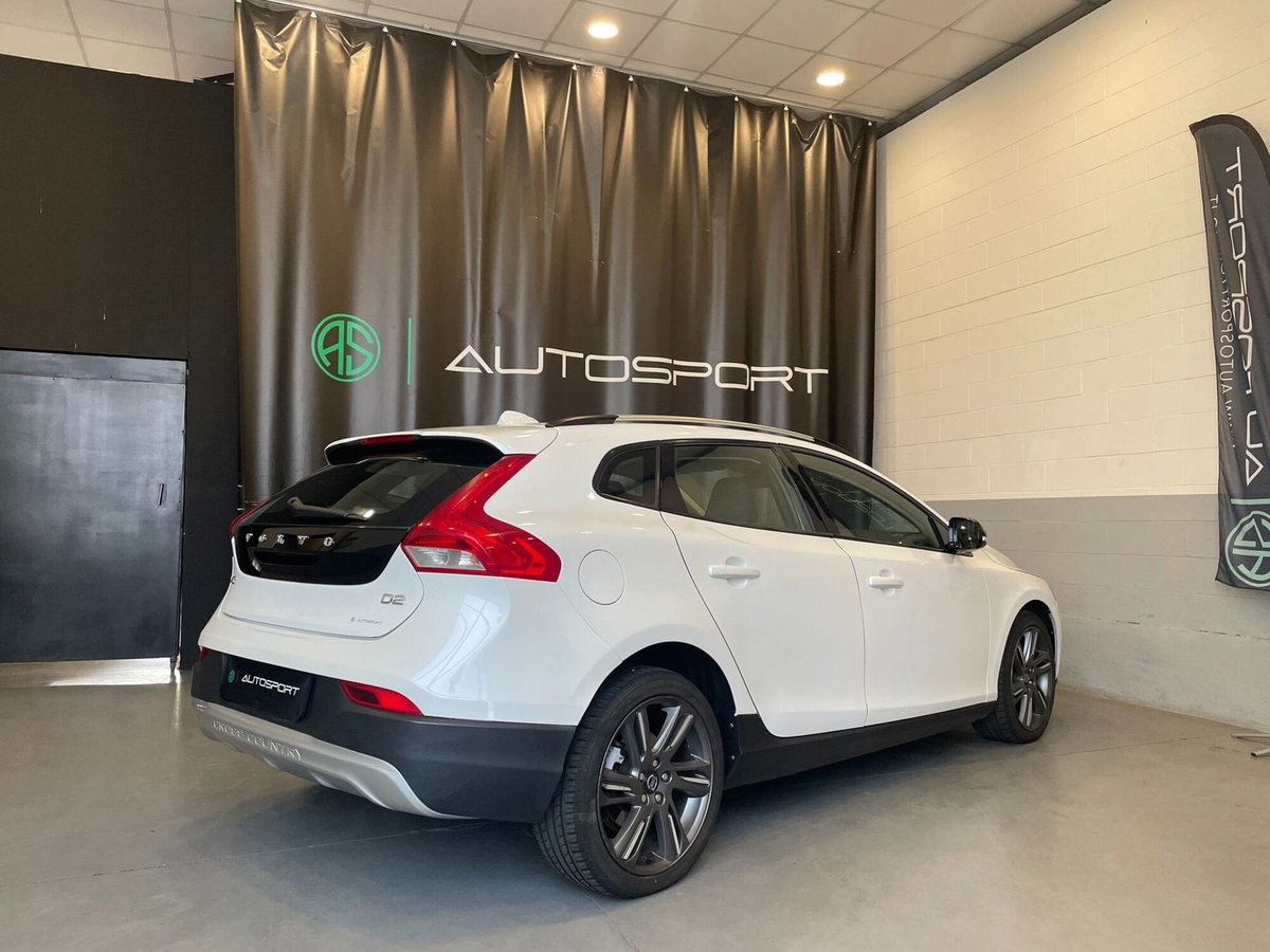 Volvo V40 D2 1.6 Momentum (7)