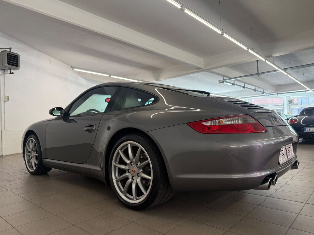 Porsche 911 Cabrio Carrera 4 (2)