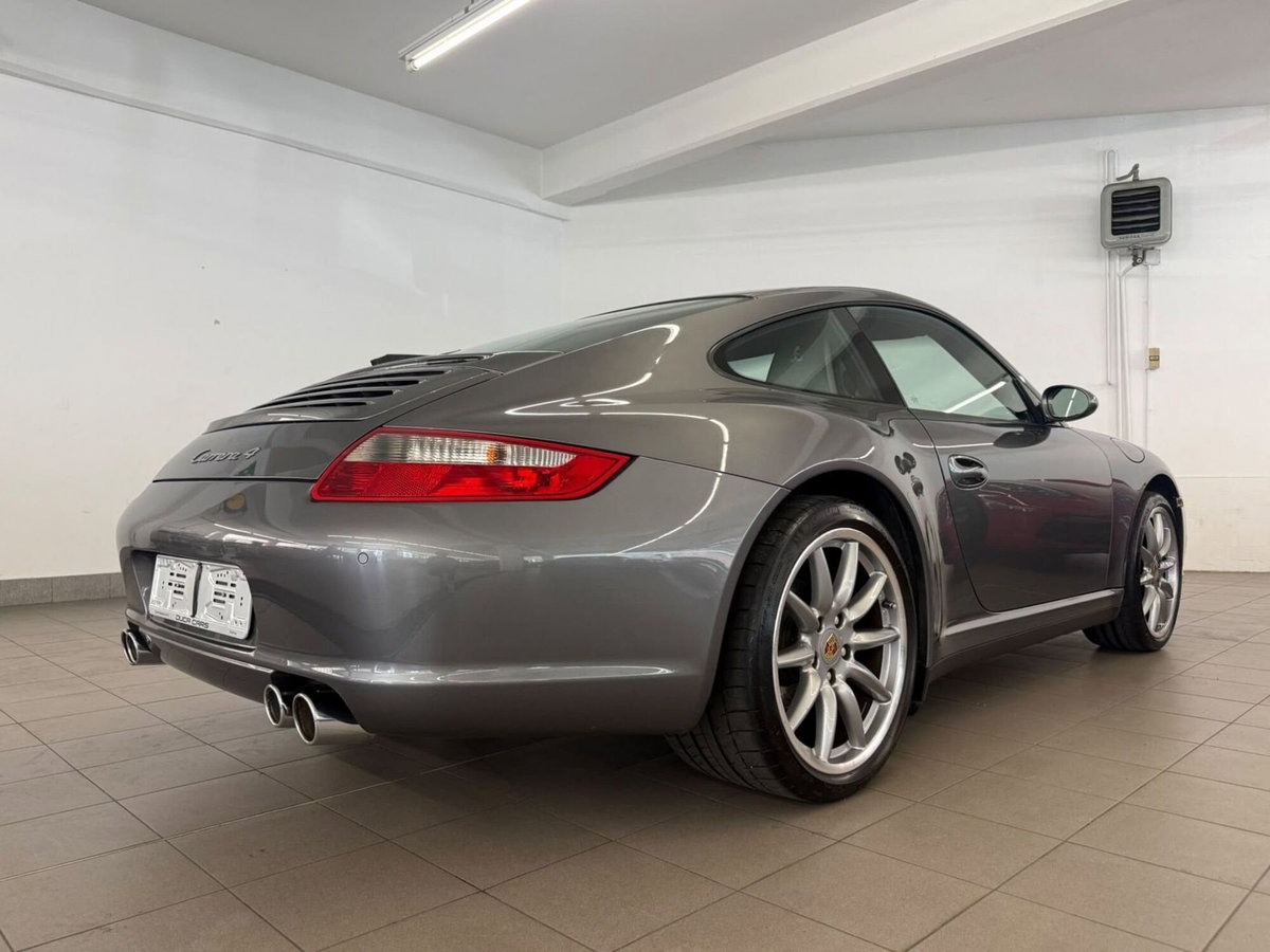 Porsche 911 Cabrio Carrera 4 (5)