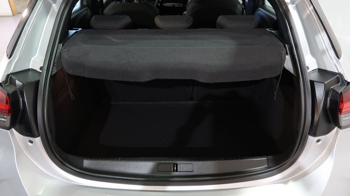 Opel Corsa 1.2 Corsa s&s 100cv (15)