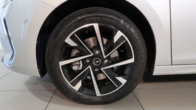 Opel Corsa 1.2 Corsa s&s 100cv (19)