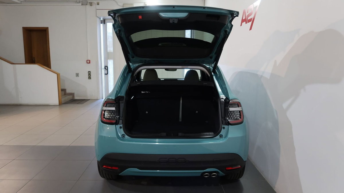 Fiat 600 1.2 hybrid La Prima II 145cv auto (13)