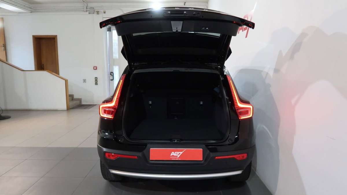 Volvo XC40 T4 Recharge Plug-in Hybrid automatico Core (12)