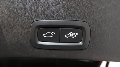 Volvo XC40 T4 Recharge Plug-in Hybrid automatico Core (14)