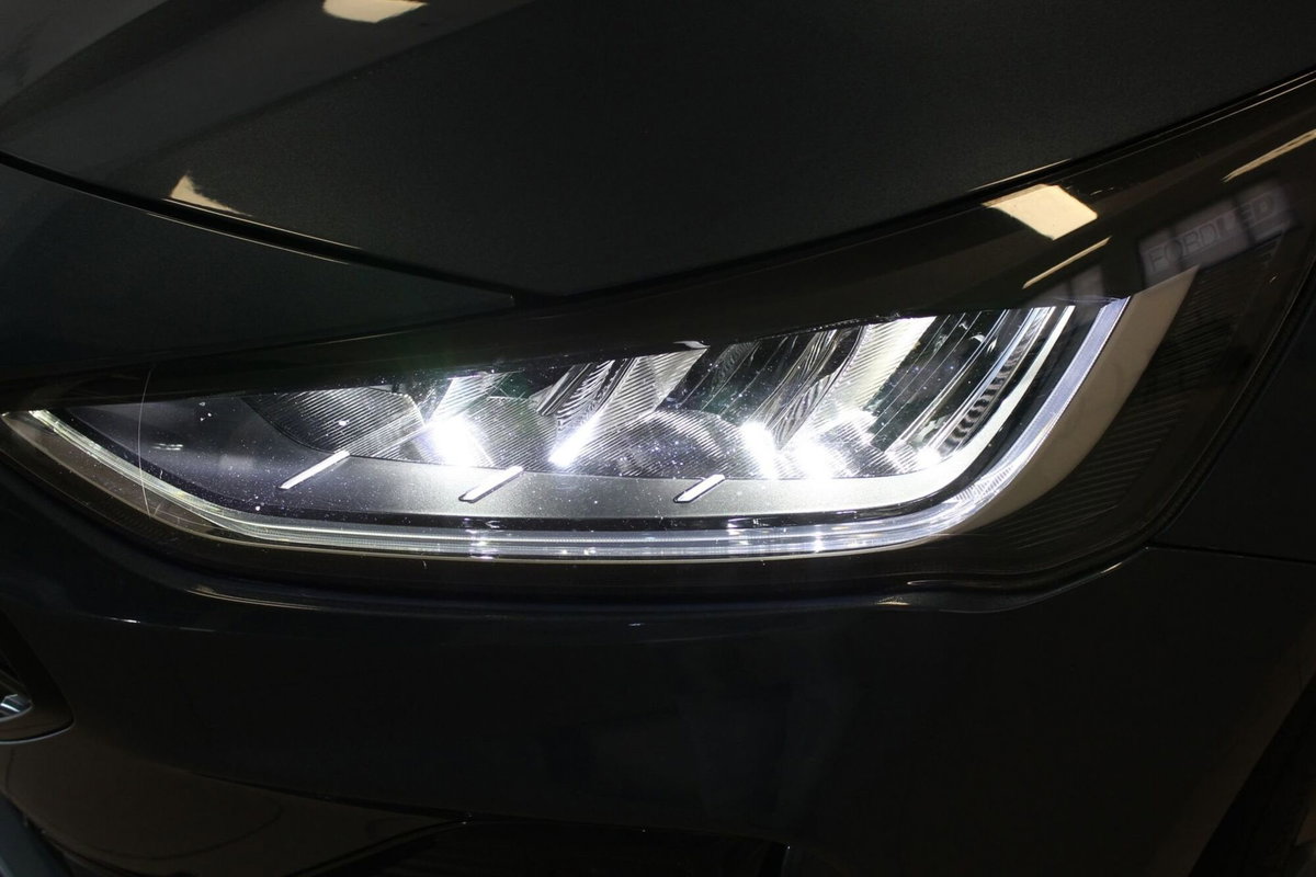 Ford Focus Station Wagon 1.0 EcoBoost 125 CV automatico SW ST-Line (3)