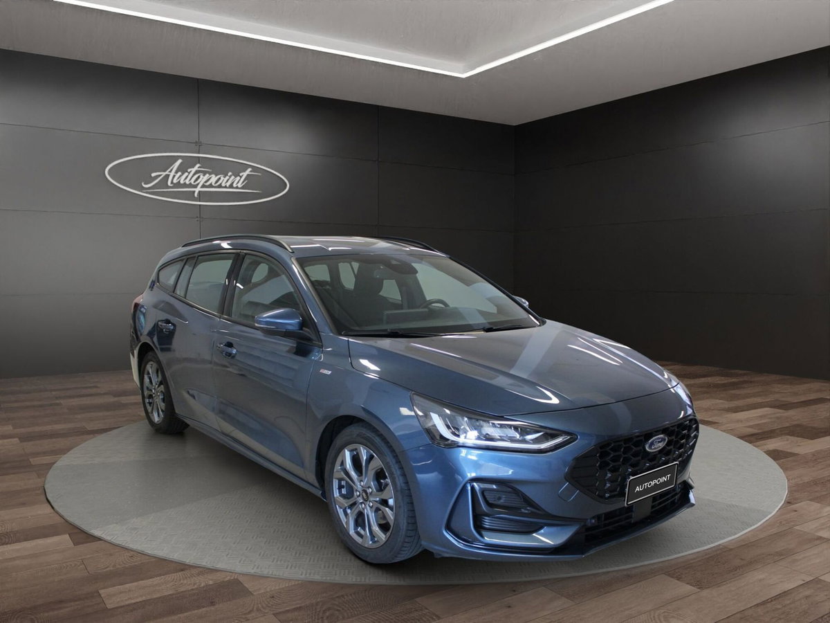 Ford Focus Station Wagon 1.0 EcoBoost 125 CV automatico SW ST-Line (8)