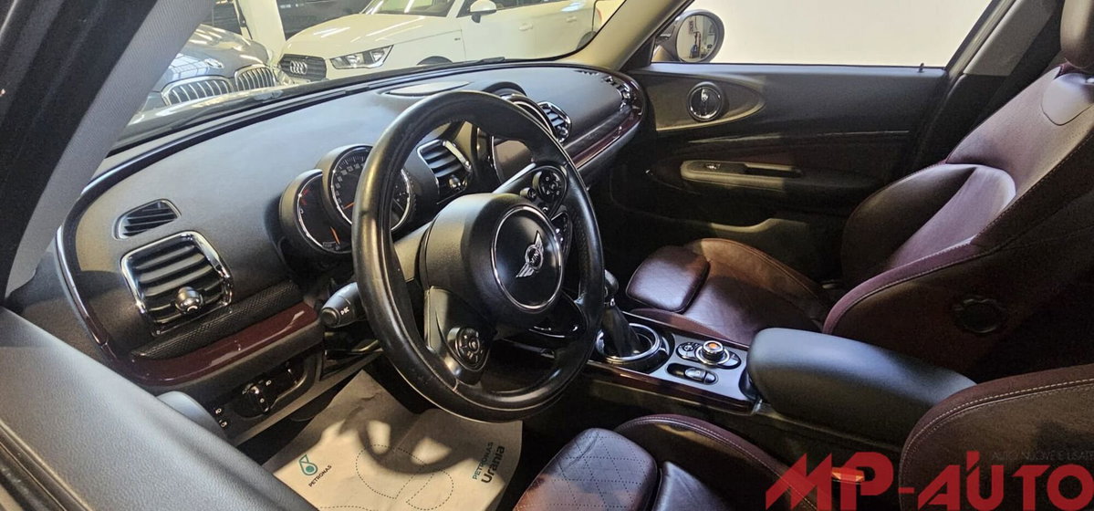 MINI Mini Clubman 2.0 Cooper D Business Clubman Automatica (6)
