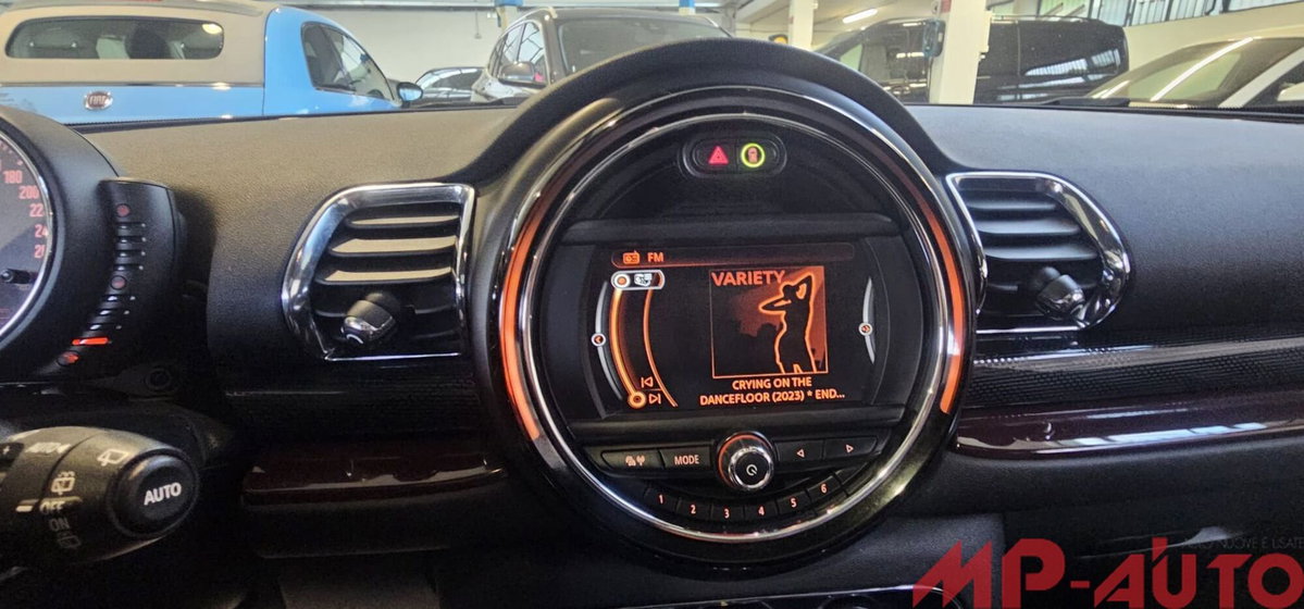 MINI Mini Clubman 2.0 Cooper D Business Clubman Automatica (9)