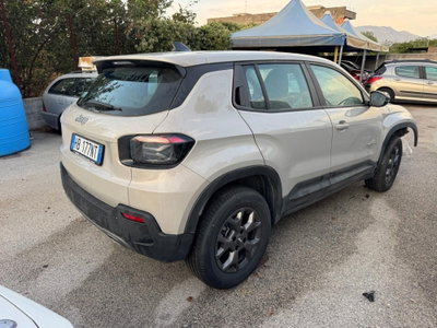 Jeep Avenger 1.2 turbo e-hybrid mhev Summit fwd 110cv edct6 (12)