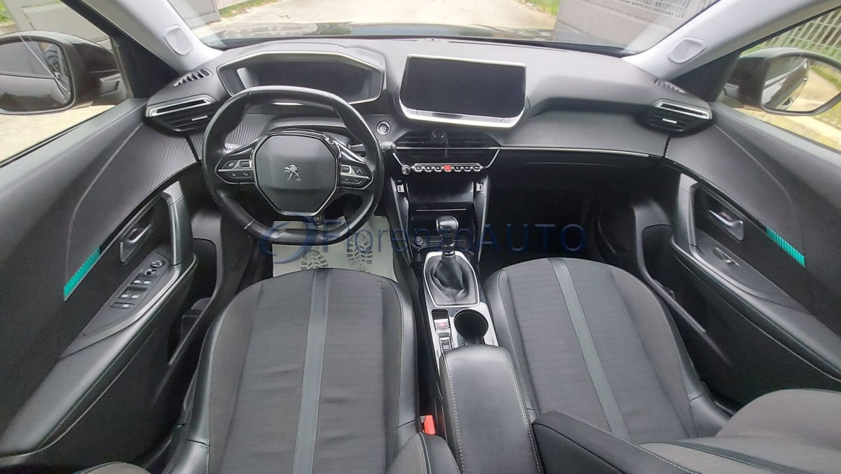 Peugeot 2008 1.2 puretech Allure s&s 130cv eat8 (11)