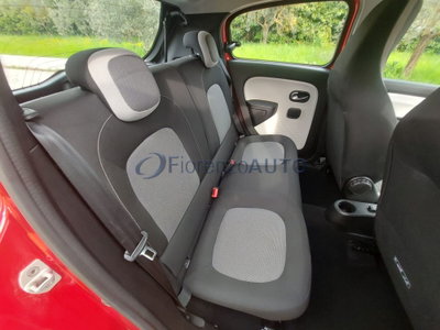 Renault Twingo 1.0 SCe Wave (12)
