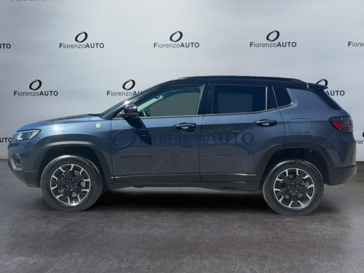 Jeep Compass 1.3 turbo t4 phev Trailhawk 4xe auto (4)