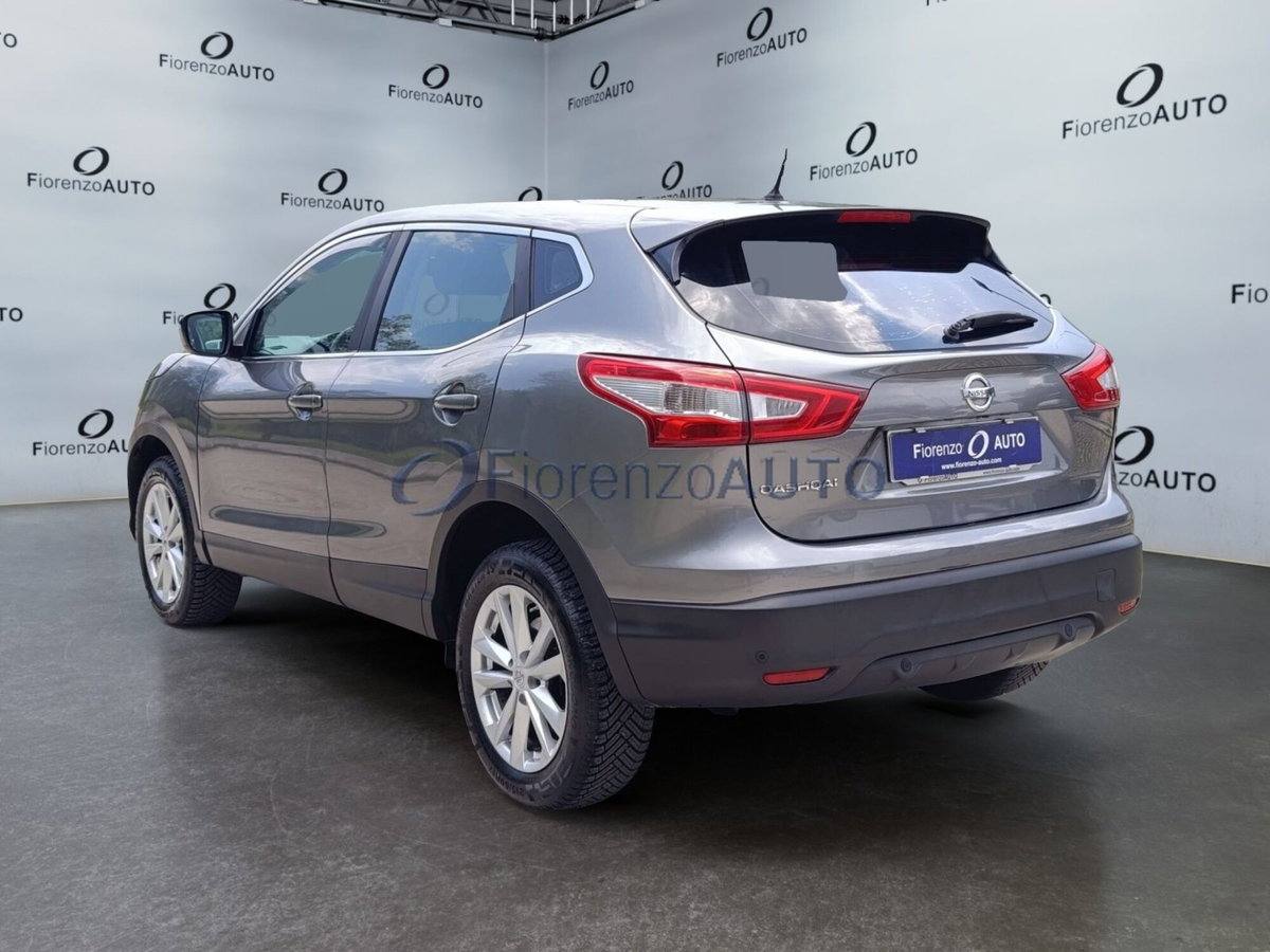 Nissan Qashqai 1.6 dCi DPF Tekna (5)