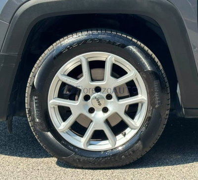 Jeep Renegade 1.5 Turbo T4 MHEV Limited (9)
