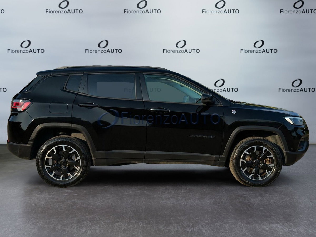 Jeep Compass 1.3 turbo t4 phev Trailhawk 4xe auto (8)