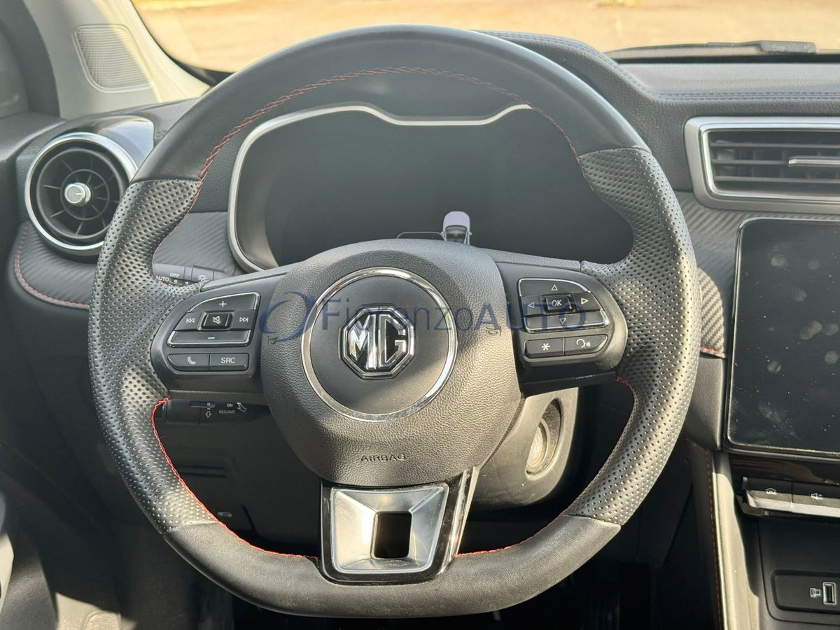 Mg ZS ZS 1.5 Luxury (14)