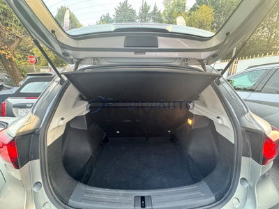 Mg ZS ZS 1.5 Luxury (9)